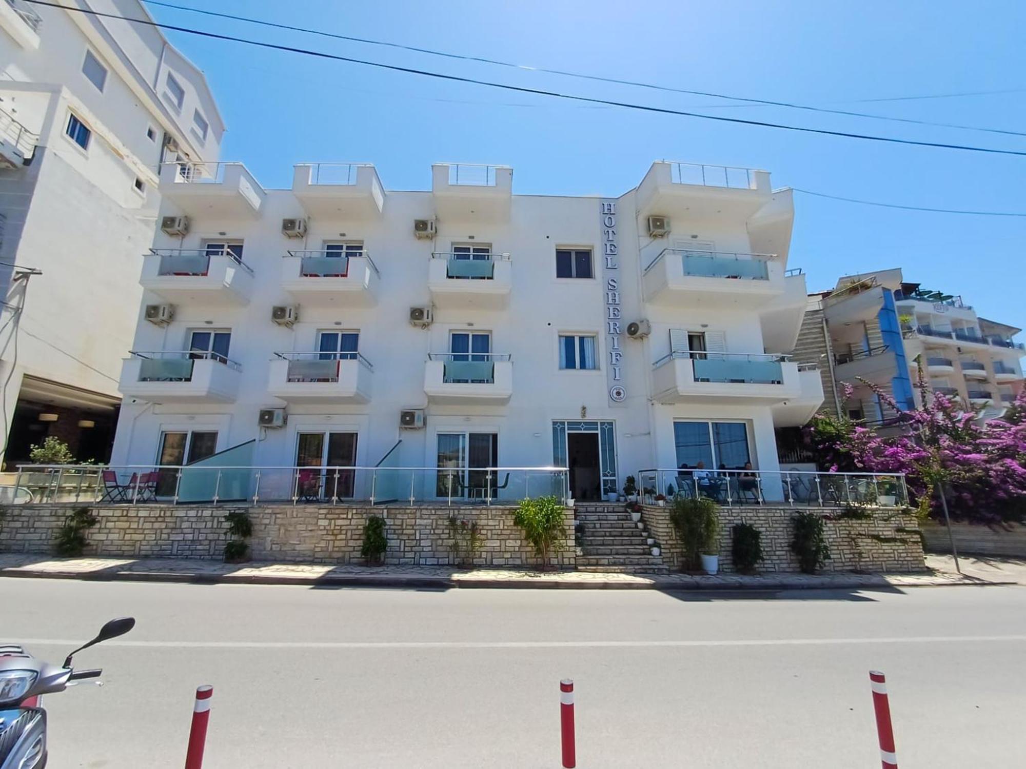 Hotel Sherifi Sarandë Exterior foto