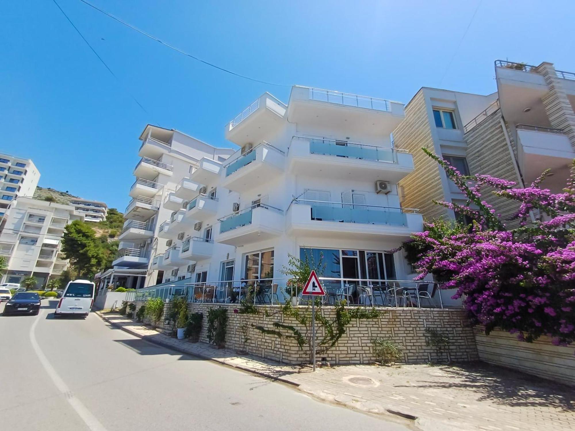 Hotel Sherifi Sarandë Exterior foto