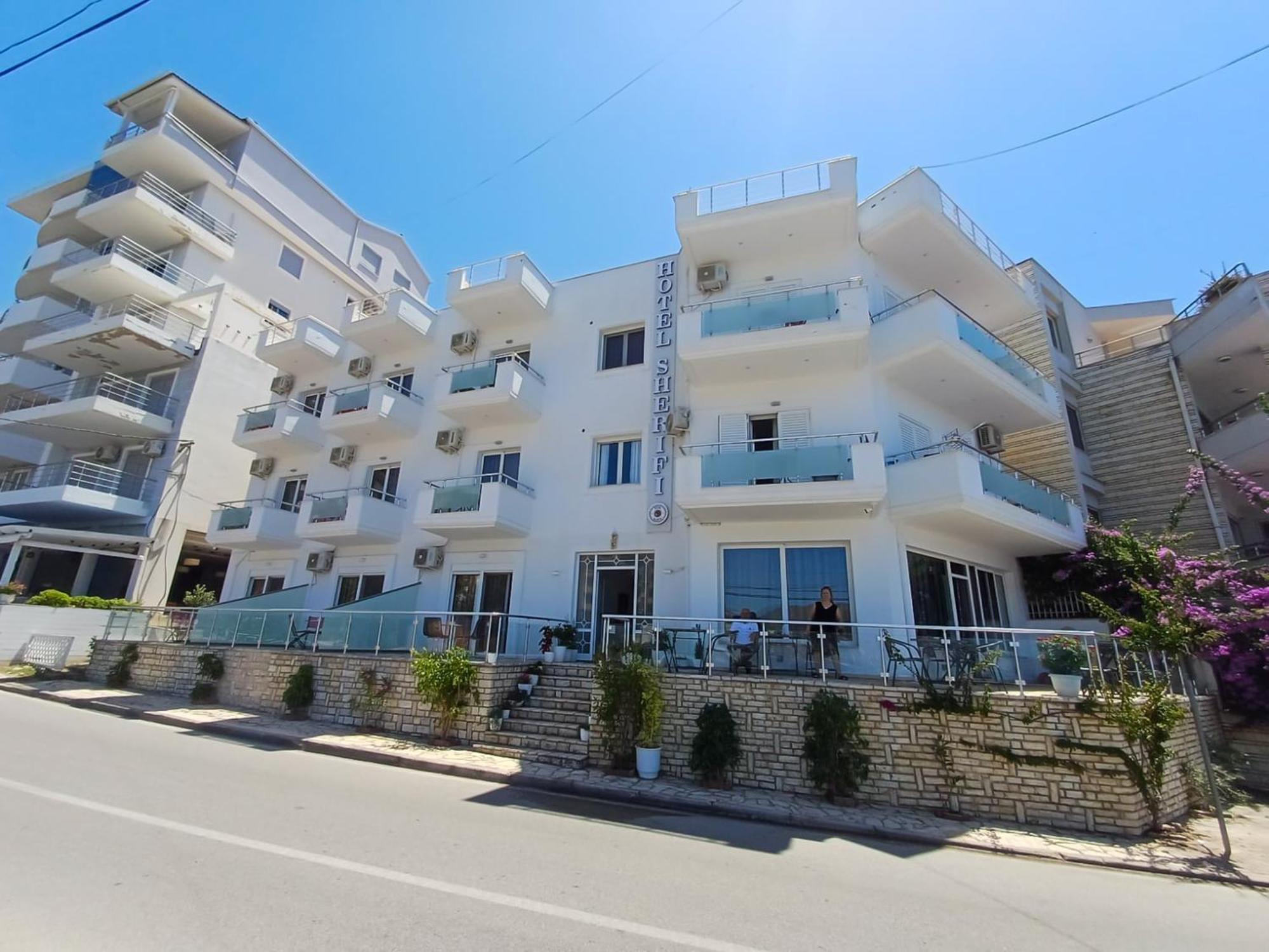 Hotel Sherifi Sarandë Exterior foto